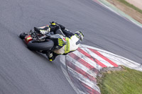 donington-no-limits-trackday;donington-park-photographs;donington-trackday-photographs;no-limits-trackdays;peter-wileman-photography;trackday-digital-images;trackday-photos
